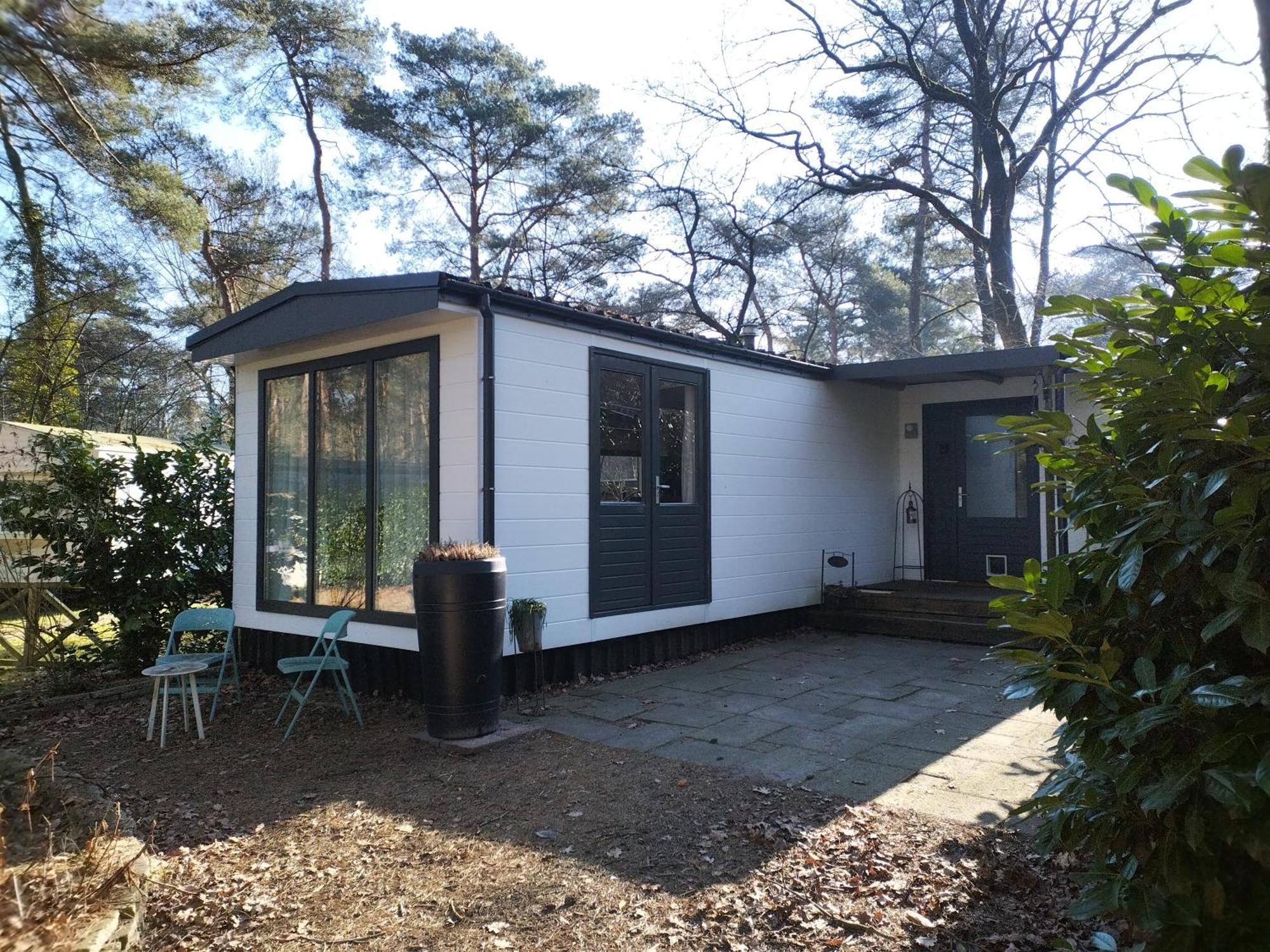 Wulft 47: Sunny 6-Person Chalet with Pool in Forest Campground IJhorst Exterior photo